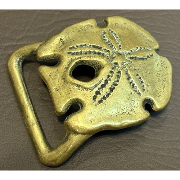 70s Sand Dollar Seashell Ocean Beach Solid Brass Vintage Belt Buckle - Picture 1 of 7
